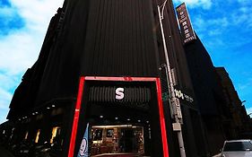 101-S Hotel
